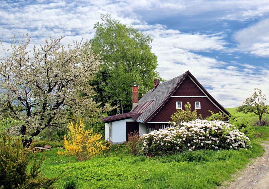 cottage-2955582_1280